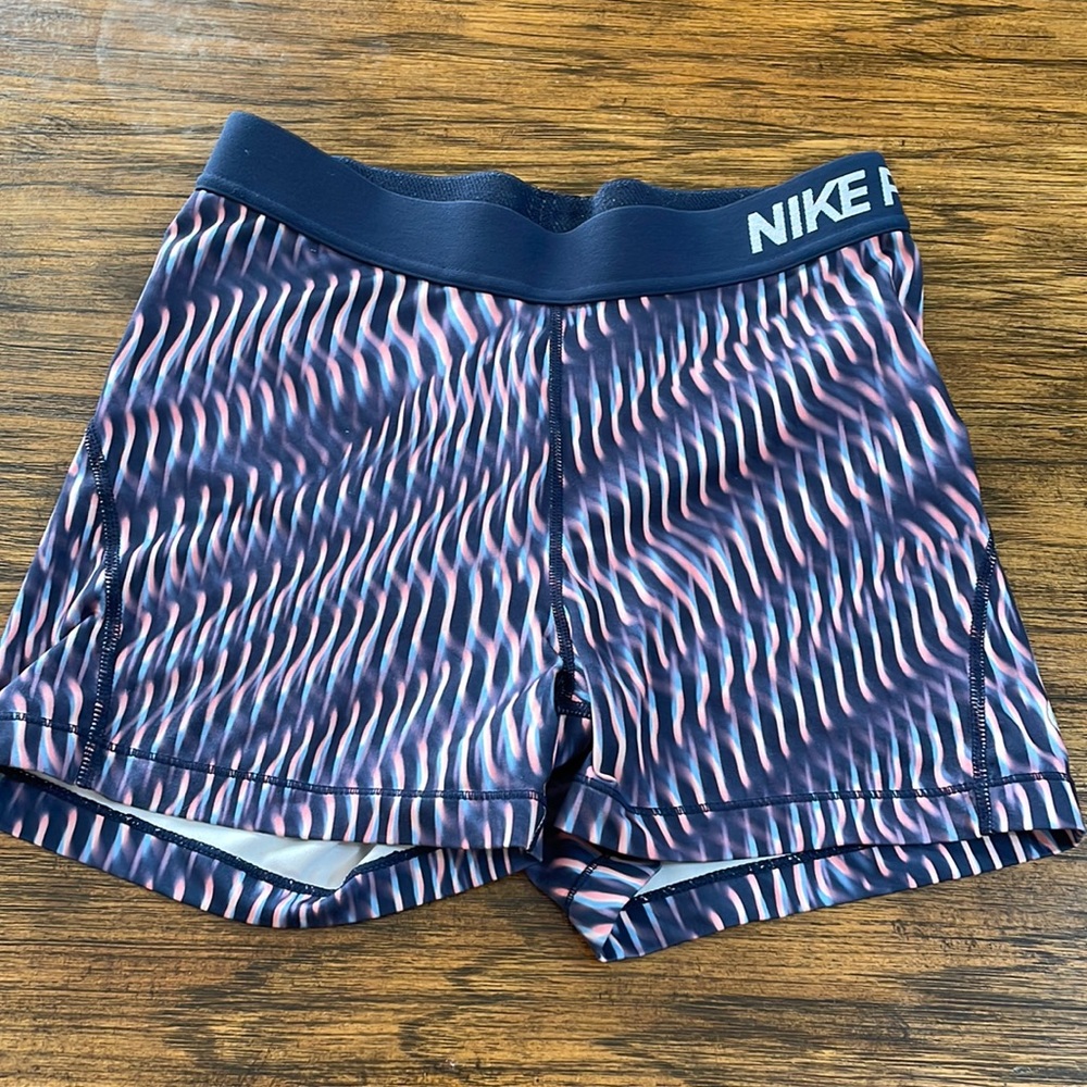 Nike Pro